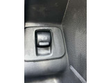 パワーバックドアスイッチになります。