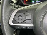 ステアリングスイッチ装備!運転しながら手元でオーディオの操作などができます。