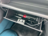 車検証を入れて置くのに便利なグローブボックス☆
