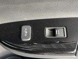 ドアスイッチ部分に運転席側シートヒーター付き!