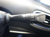 純正ナビ!Bluetooth!ブルートゥースオーディオ!フルセグTV!地デジ!CD・DVD!AM/FM!SD再生!バックカメラ!ビルトインETC!ステアリングリモコン!レーダークルーズコントロール!!