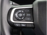 中古車は1台として同じコンディションのものは存在しないため、安心しておクルマをお選びいただけるよう、信頼のおける第三者機関が基準に従い、車両の品質と状態をチェックし、評価するのが「第三者評価」です。