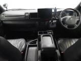 【R4年式/ハイエースワイドバン/ディーゼル2WD/DARKPRIMEⅡ】ベッドキッド付