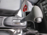 ダイハツディーラーでは「ダイハツ認定中古車」という基準を設け、車選びに詳しくないお客様でも「安心して選べる」をご提供しています。