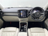 XC40 B4 AWD インスクリプション 4WD 