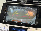 【バックモニター】 車庫入れの後方確認や、バックで駐車場に出入りの際等に後方を確認するのをお手伝いできます