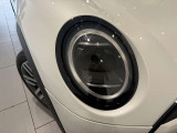 弊社在庫車両はすべて、入庫段階での客観的且つ厳正な車両チェック(第3者機関日本査定協会による査定)を実施しております。メーター改ざん車、修復歴車などは一切ございませんので、どうぞご安心くださいませ。