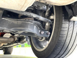 お車を安心してお乗りいただく為には、足回りの定期点検が欠かせません。サービスサポート(有償保証)では無料点検もご提供しており、安心のカーライフをお過ごしいただけるサポート体制が整っています。