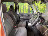 運転席シート廻りは使用感も少なく、良好な状態となっています。丁寧に使われていたことがよくわかりますね。