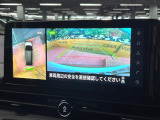 【アラウンドビューモニター】専用のカメラにより、上から見下ろしたような視点で360度クルマの周囲を確認することができます☆縦列駐車や幅寄せ時に活躍してくれます♪