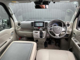 広々とした視界を体感できます。運転が楽しくなりますね。