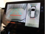 バックガイドモニターで、後方を確認しながら安心して駐車することができます。運転初心者も熟練者も必須の機能ですよ!