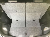 トランクスペースも通常で十分な広さがございます。