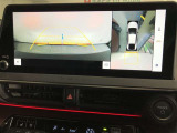後方の見にくい視界もバックモニターで確認サポートして駐車時も安心☆