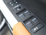 スイッチ類の状態も良好。使用感も少なく、気持ちよくお乗りいただけるコンディションです。