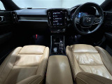 XC40 B4 AWD インスクリプション 4WD 4WD 本革シート