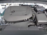 インタークーラー付ターボチャージャーDOHC4気筒エンジン。[ガソリン]+電気モーターにより経済的で、小気味良いドライビングをお楽しみいただけます。ぜひ、プラグインハイブリッドシステムをご検討下さい。