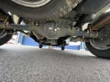 下回りのサビもほとんど無いお車です。気になる方は追加オプションで防錆加工を施します!