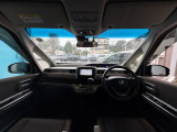 インパネ周りのお写真です。 視界が広く運転もしやすくなっております♪