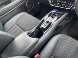 【 シフト 】スムーズなシフトチェンジで快適にお車を操縦していただけます!//