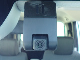 ◆【ドライブレコーダー】映像・音声などを記録する自動車用の装置です。もしもの事故の際の記録はもちろん、旅行の際の思い出としてドライブの映像を楽しむことができます。