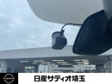 最近では付いてる車も多くなってきました。中古車ではまだまだ付いていればラッキーなドライブレコーダーです♪
