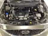 SKYACTIV-G搭載!爽快なパワーフィールと低中速の豊かなトルクによる実用域での扱い易さを是非体感して下さい!エンジンルーム内の清掃も行き届いております♪
