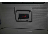 ヘルプネットボタン(緊急通報システム)装備!ドライバーの異常時対応通報とボタン操作による手動通報ができます。