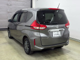 納車時には安全かつ安心してお乗り頂けるようホンダ専門知識を持つ整備スタッフが点検・整備・装備も説明をしてお渡ししております。