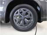 4輪全て、当方指定の新品タイヤへ交換後ご納車させて頂きます。(指定タイヤ ピレリ パワジー 225/60R17)※納期がかかる等、入手が困難な際は、銘柄を変更させて頂く事がございます。