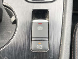 電動ブレーキ&オートホールドでブレーキ力を自動でキープ信号待ちなどの停車時に、ブレーキペダルを踏み続けていなくても自動的にブレーキ力がキープ。ペダルを踏み続けることによる足の疲れを緩和します。
