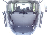 ◆定員乗車時のカーゴルームです。普段のお買い物の荷物やたくさんの収納が可能です。