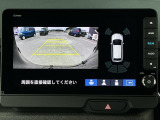 バックカメラも装備しております。車庫入れの苦手なお客様、もうご心配いりません。バックカメラがあれば、ぶつける心配無し?!重宝します!!