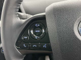 ステアリングスイッチ装備!運転しながら手元でオーディオの操作などができます。