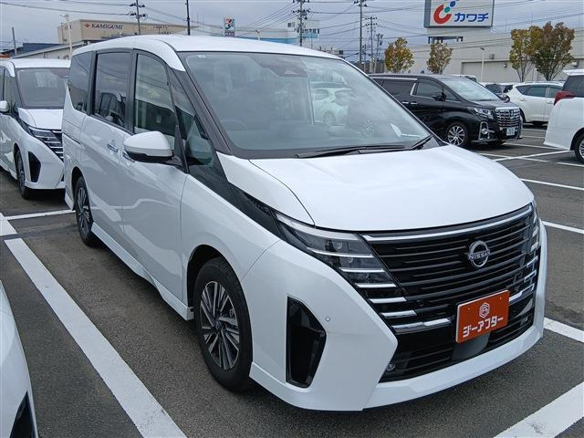 セレナ 2.0 ハイウェイスターV 禁煙車 カロッツェリアナビ バックカメラ