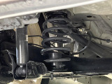 お車を安心してお乗りいただく為には、足回りの定期点検が欠かせません。サービスサポート(有償保証)では無料点検もご提供しており、安心のカーライフをお過ごしいただけるサポート体制が整っています。