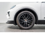 20インチ Macan S ホイール搭載です。