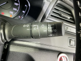 【オートライト(AUTO)】外の明るさをシステムが感知して、自動でヘッドライトが点灯します!ヘッドライトをつけ忘れを防ぐ便利機能です