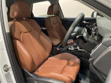 ◆LIBERALAは、輸入車選びの新たなスタイルを提案するインポート・セレクト・ブランドです。オーナー様となる方がクルマから直接感じる感性を第一にした、最良の一台との出会いをコーディネートいたします。