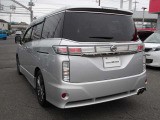 支払い総額に含まれる諸費用の金額は、埼玉県登録・一般ナンバー・車庫証明はお客様にて取得・ご来店店頭納車の内容で計算をしております。詳しくはお気軽にスタッフまでお問い合わせください。