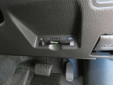 ETC車載器付きです。高速道路の料金所もスムーズに通過できます。※セットアップ費用は別途必要です。