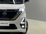 【LEDヘッドランプ】ハロゲンヘッドランプの約2倍の明るさ!夜の運転も安心です!