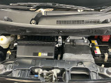 エンジンルームもクリーニング済みできれいですよ。日産の整備士がしっかりと丁寧に点検していますので安心してお乗りいただけます