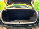 【パワーバックドア】スマートキーや運転席のボタンを押すだけでリアゲートが自動で開閉します!荷物を持っている時や、高い位置にあるバックドアを閉める際に便利な機能です♪