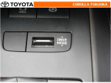 ドライブモードセレクトスイッチにより、走行・使用状況に合った走行特性を選択できます。