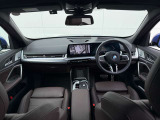 BMW専門のメカニックが、100項目にも上るポイントを徹底的にチェック。交換基準に達した部品があれば、弊社負担にて交換後、お客様へご納車致します。