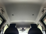 ホンダセンシング装着車となっております。衝突軽減ブレーキ、誤発進抑制機能、歩行者事故低減ステアリング、路外逸脱抑制機能、アダプティブクルーズコントロール、車線維持支援システム他、安全運転を幅広く支援。