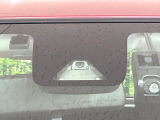 【トヨタセーフティセンス】走行中に前方の車両等を認識し、衝突しそうな時は警報とブレーキで衝突回避と被害軽減をアシスト。より安全にドライブをお楽しみいただけます。