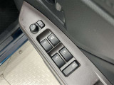電動格納式ドアミラー!全席パワーウインドウ!運転席にはオート機能付!