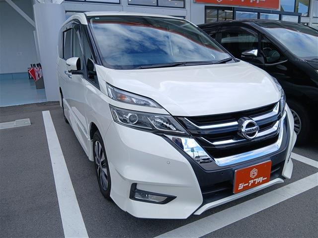 セレナ 2.0 ハイウェイスター VセレクションII 禁煙車 純正9インチナビ